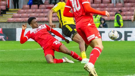 Dan Adu Adjei On His Start To Life At Leyton Orient Youtube