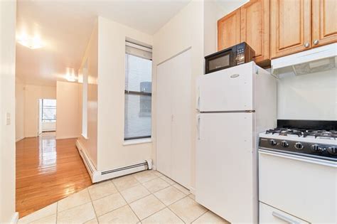 132 W 109th St Unit 4e New York Ny 10025 Room For Rent In New York