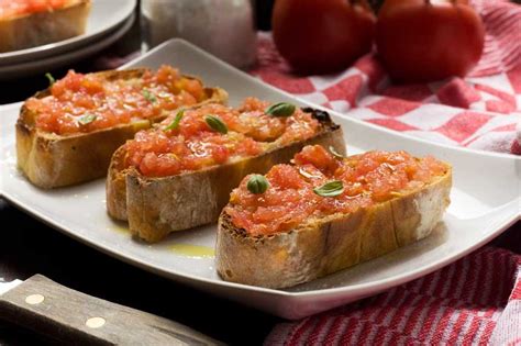 Spanish Bruschetta Pan Con Tomate Scrummy Lane