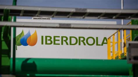 Firma Iberdrola contrato de venta de 13 plantas a México tras primer