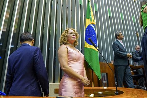 Projeto De Lei De Autoria Da Deputada Federal Nely Aquino Altera O