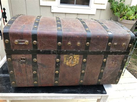 Pin Op Antique Trunks Restored Before And After