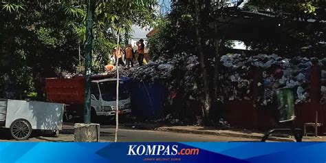 Pemkot Yogyakarta Janji Kuras Depo Sampah Selama 3 Hari Ke Depan