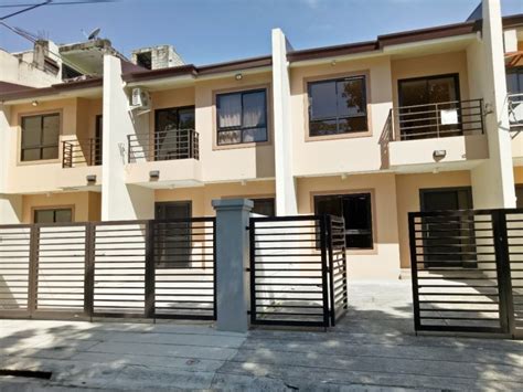 Spacious And Elegant Townhouse House And Lot In Bf Resort Las Pinas