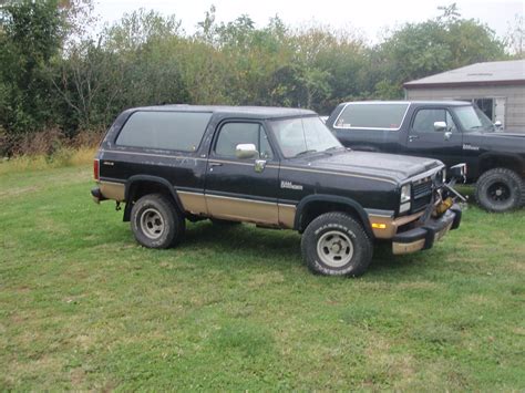 1991 Canyonero Dodge Ram Ramcharger Cummins Jeep Durango Power