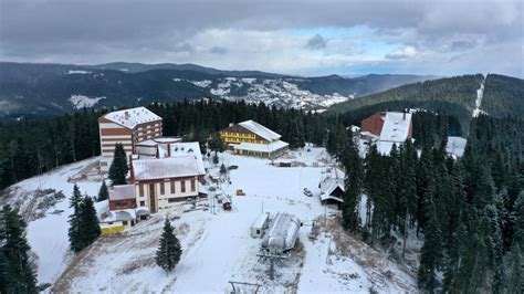 Ilgaz Dağı Kayak Merkezi beyaza büründü TRT Haber Foto Galeri