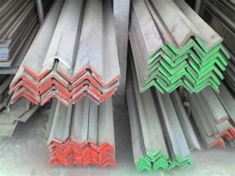 Hot Dipped Galvanized Steel Angle For Container Frame Warehouse Goods Shelves Hot Rolled