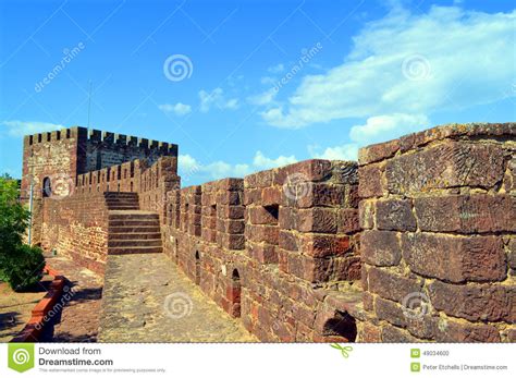 Paredes Do Castelo De Silves No Algarve Foto De Stock Imagem De