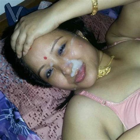 Hot India MILF Porn Pic
