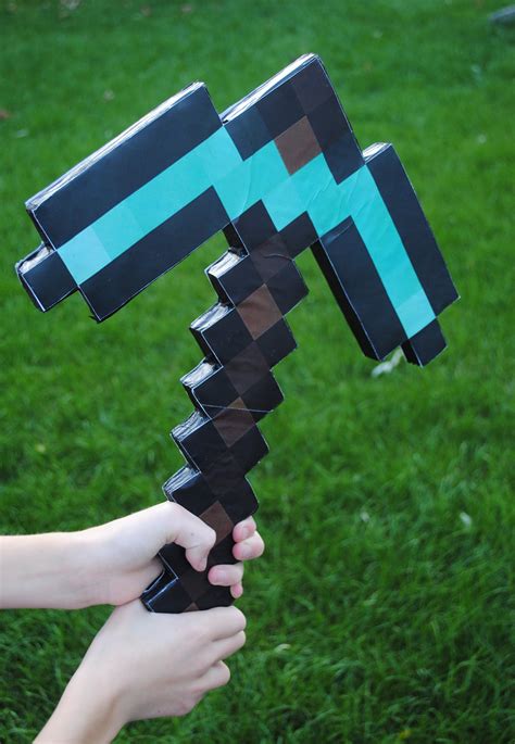 Minecraft Pickaxe 5 And 45 Minutes 5 Steps Instructables