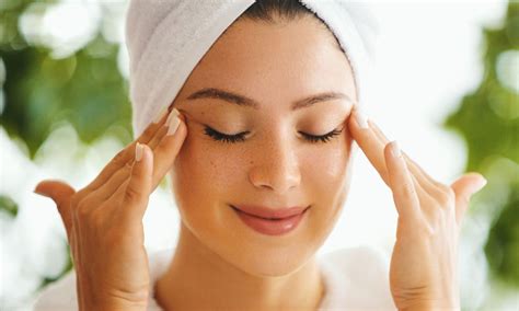 Cách Massage Mặt Khi Rửa Mặt Mát Xa Mặt Buổi Sáng Trước Khi đi Ngủ Giúp đẹp Da Thư Giãn