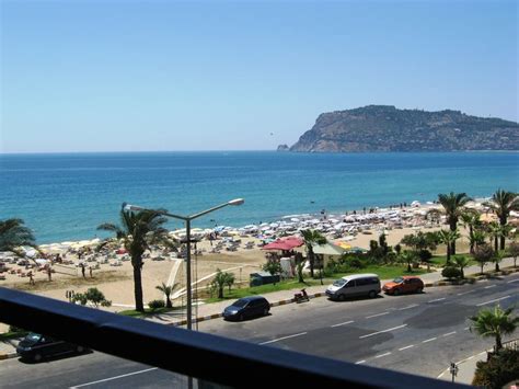 Beach in Alanya, Turkey :)