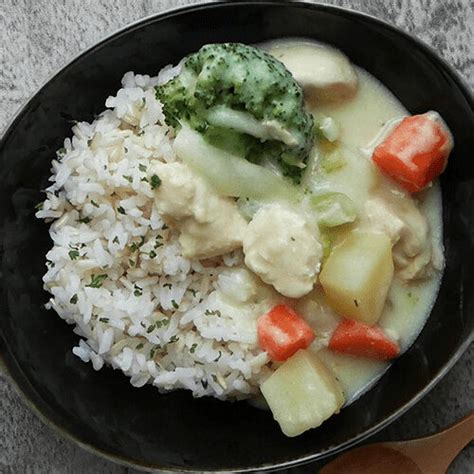 Cream Stew Recipe ( クリームシチュー – Japanese white Stew )