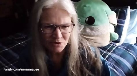 Mommavee Come Fuck Your Mom Granny Homemade Porn Feat Momma Vee By FapHouse XHamster