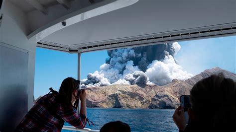 Neuseeland Millionenentsch Digung F R Opfer Von Vulkanausbruch Der