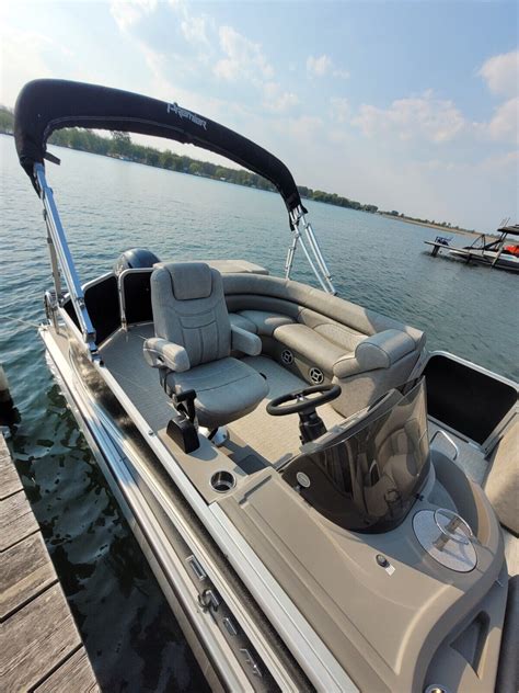 Tritoon Pontoon Boats For Sale 2019 for sale for $848 - Boats-from-USA.com