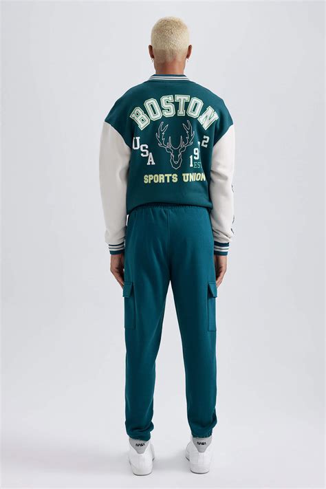 Green MAN Standard Fit Boston Celtics Licensed Jogger 2901060 DeFacto