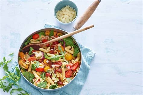 Pasta Met Chorizo Tomaten En Rucola Recept Allerhande Albert Heijn