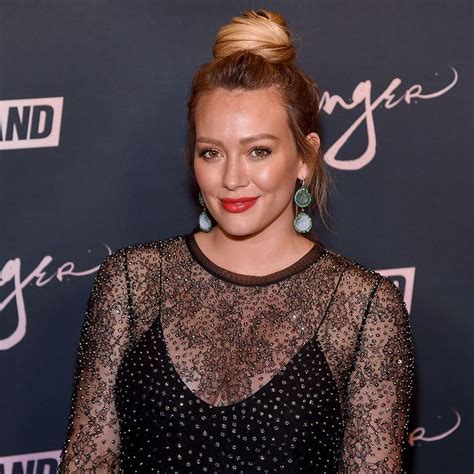 Hilary Duff Wore A Daring See Through Dress And ‘how I Met Your Father’ Fans Are Floored