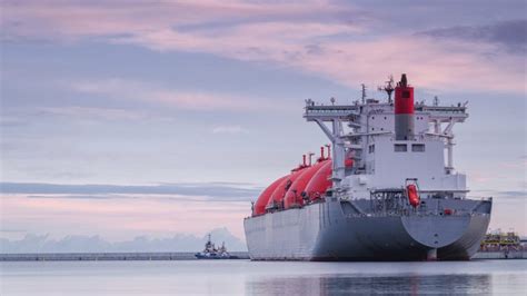 Finnland eröffnet erstes LNG Terminal Euractiv DE