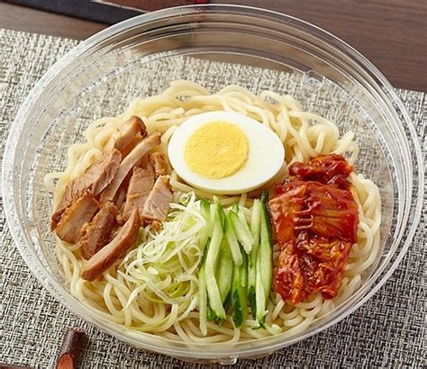 【低評価】「微妙 ファミリーマート 旨辛キムチの盛岡風冷麺」のクチコミ・評価 まつまるさん