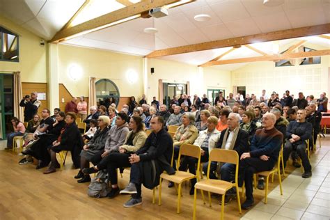 L Aind Pendant Saint Jean Sur Veyle L Actuelle Mairie Sera