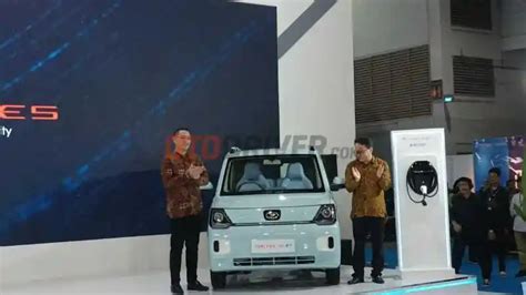 Sokonindo Perkenalkan Mobil Listrik Mungil Seres E1 Siap Jadi Pesaing