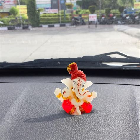 Car Dashboard Ganesh Idol Handprinted Lord Ganesha Idols For Home Decor