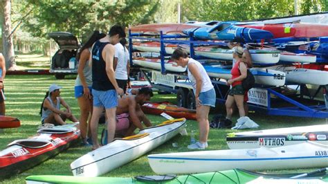 La Regata del río Negro se inicia en la Isla Jordán