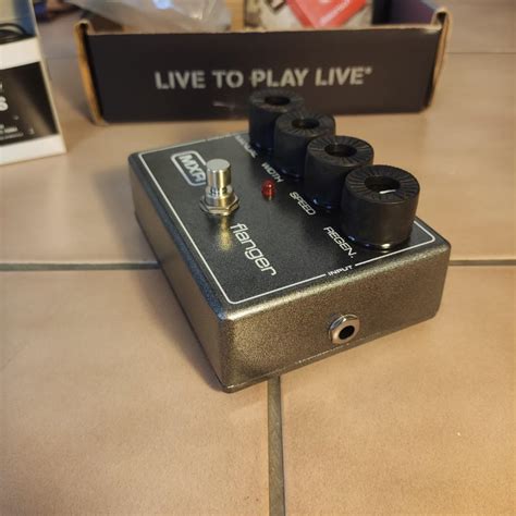 美國dunlop Mxr M 117r Flanger Guitar Bass Effect Pedal 電 吉他貝斯 效果器 噴射機