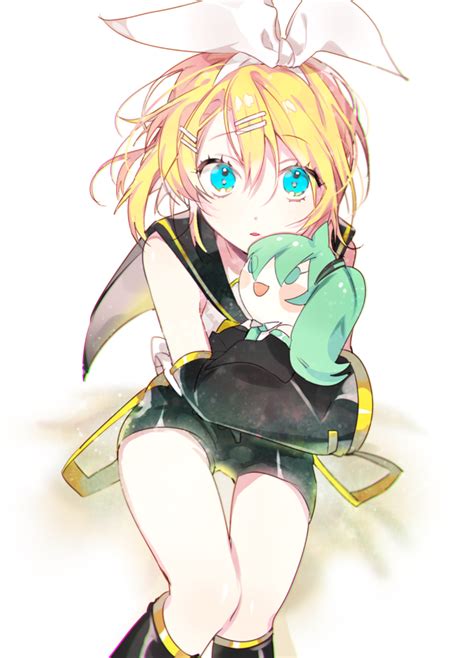 Hatsune Miku And Kagamine Rin Vocaloid Drawn By Piyoppotatto