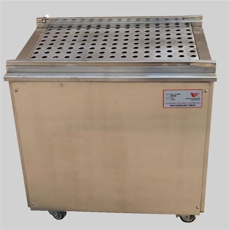 Semi-automatic Candling Machine - Yunfeng Incubator