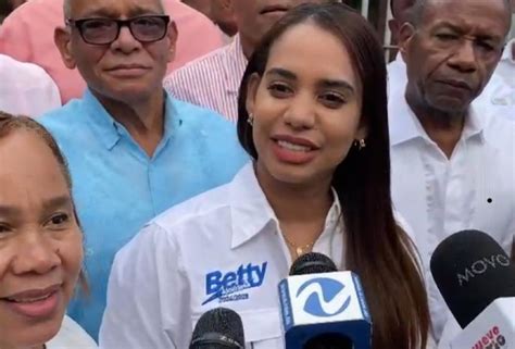 Betty Geronimo Promete Cambiar Sdn Al Llegar A La Alcald A N Digital