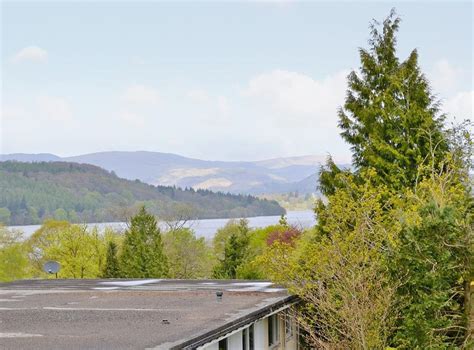 Lake View in Bowness-on-Windermere, Cumbria sleeps 4