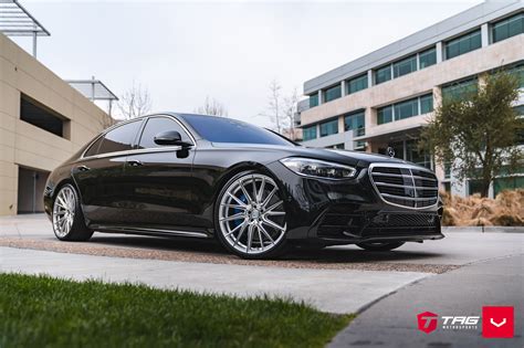 MERCEDES S580 - HYBRID FORGED SERIES: HF-4T - Vossen Wheels