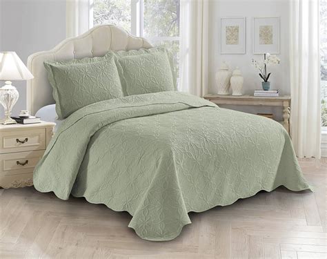 Amazon Autumn Dream Reversible Cotton Bedspread Quilt Set