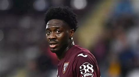 Ola Aina Pu Tornare In Serie A L Ex Torino Nel Mirino Della Roma Gi