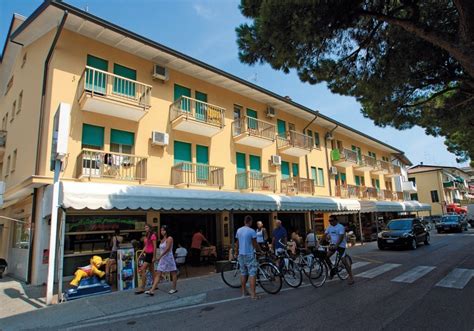 Apartm Ny Stella D Oro Caorle Italia Travel