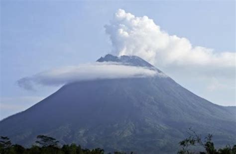 Deretan Mitos Gunung Merapi Yang Penuh Misteri Telisik Id