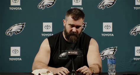 Full Of Tears Jason Kelce Announces His Retirement Worldsport24