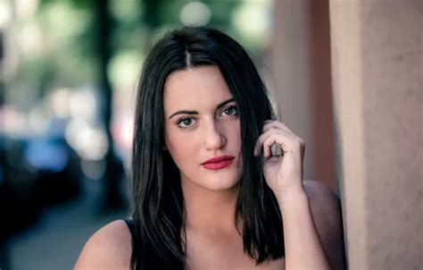 Wallpaper look face model brunette for mobile and desktop section девушки resolution