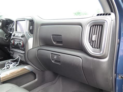 2020 Chevrolet Silverado 1500: 55 Interior Photos | U.S. News