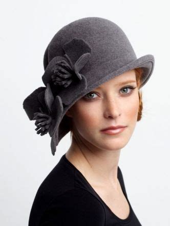 Chapeau cloche | Chapeau cloche, Chapeaux élégants, Chapeau