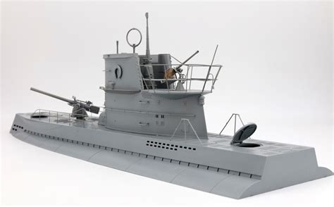 DKM Type VII-C U-Boat (Seagoing Model) | HLJ.com