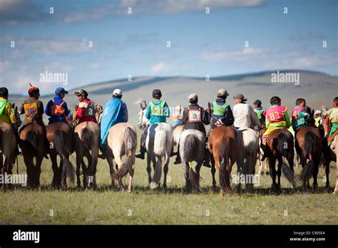 Mongolian horse racing hi-res stock photography and images - Alamy