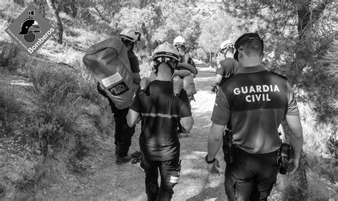 Rescatado un conductor atrapado en el mismo paraje donde murió el