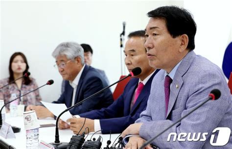 한국당 비대위원장 후보에 올드보이 대거 물망왜 네이트 뉴스