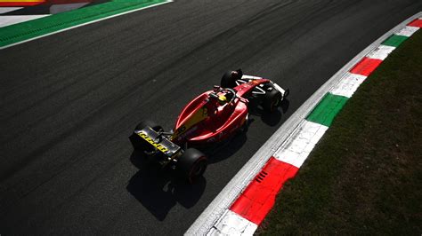 Charles Leclerc Comemora Pole Position E Projeta Gp Da It Lia