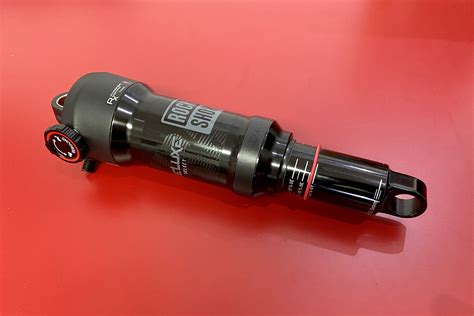 RockShox Deluxe Select 210 X 52 5 Bikemarkt MTB News De