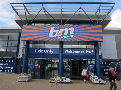 B M Wilko And Home Bargains To Stay Open During Lockdown The